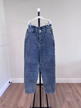 NWT [BLANKNYC] “Nowhere To Be” Corduroy Paperbag Pants, Size 25